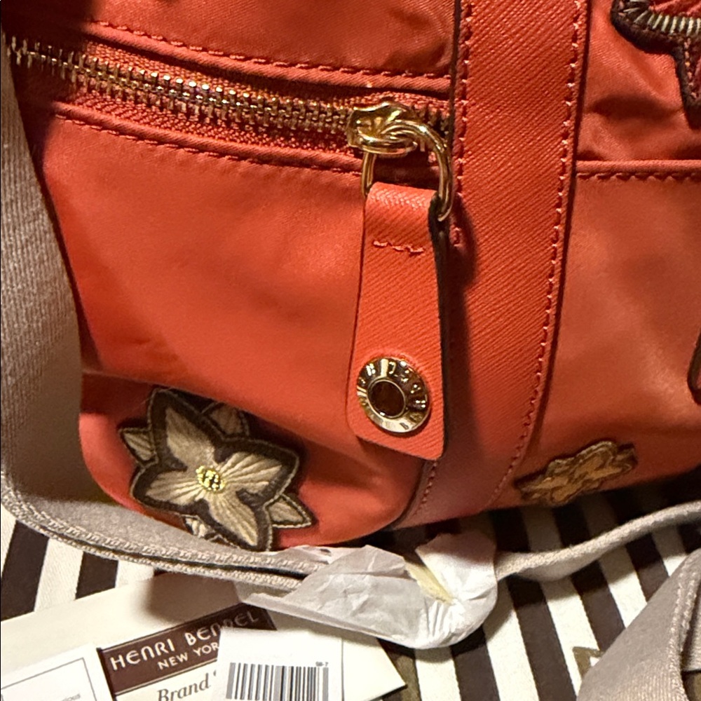 Henri Bendel Jetsetter Backpack With Patche’s with initials KAM BNWT RARE - Picture 5 of 10